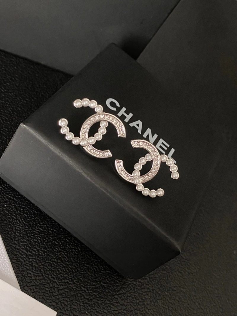 Resilient Chxnxl Earrings 288870