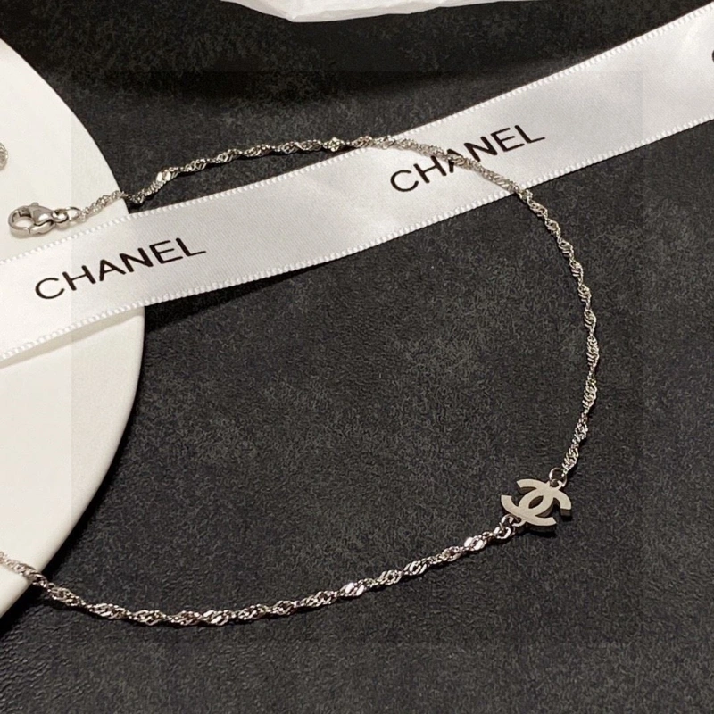 Sophisticated Chxnxl Necklaces 284044
