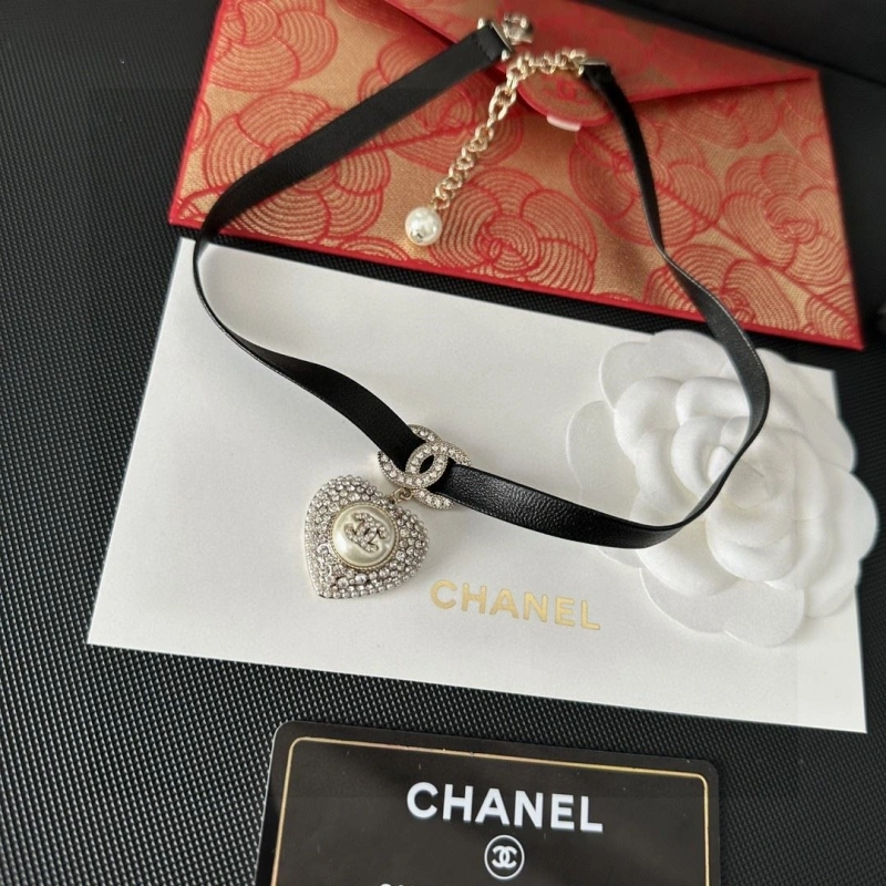 Chxnxl Necklaces Refined 288190