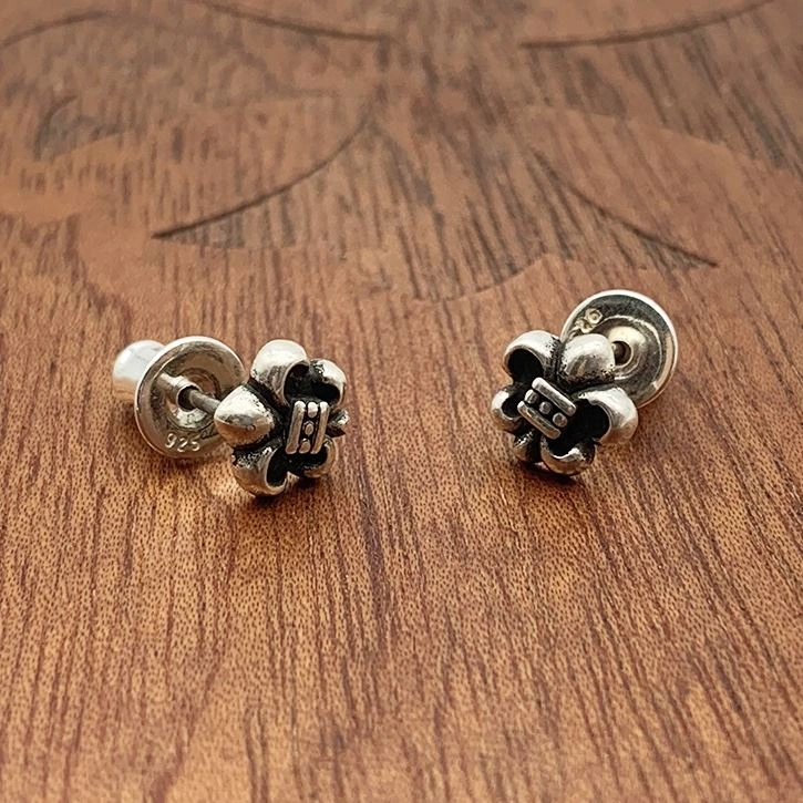 Chrxmx Hxxrts Earrings Unique 299942