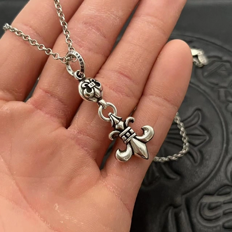 Fashionable Chrxmx Hxxrts Necklaces 299575
