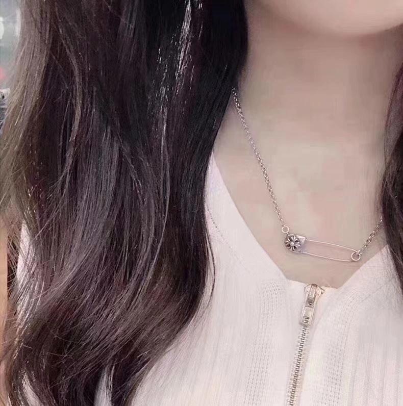 Chrxmx Hxxrts Necklaces Bright 299572