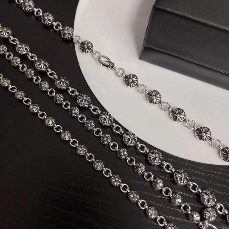 Stylish Chrxmx Hxxrts Necklaces 299566