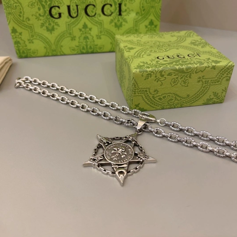 Bright Chrxmx Hxxrts Necklaces 299568