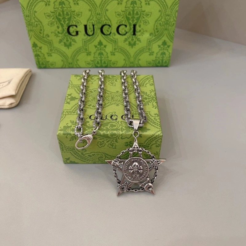 Bright Chrxmx Hxxrts Necklaces 299568