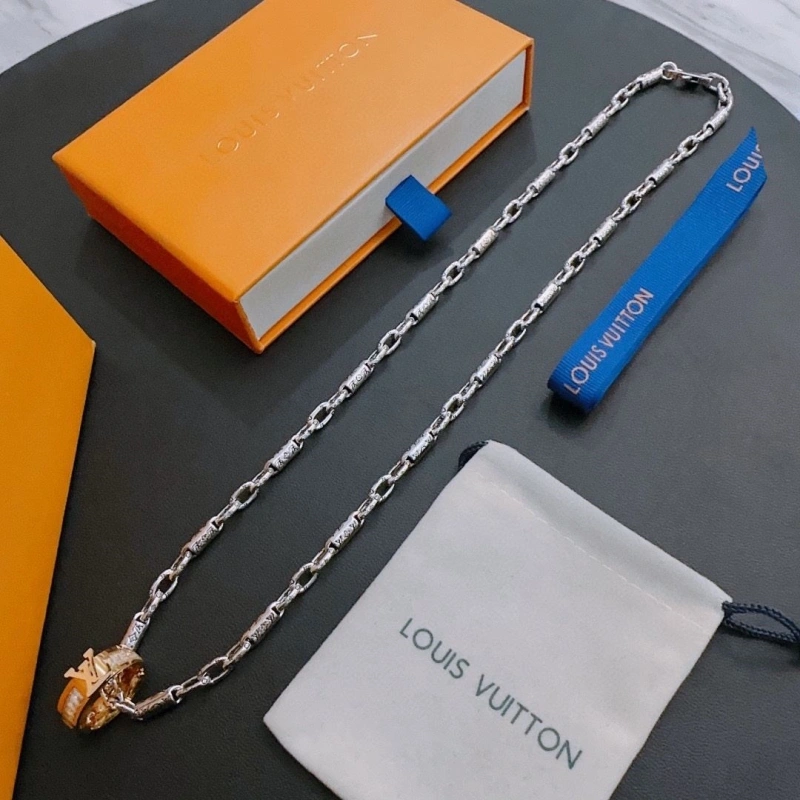 Durable LX Necklaces 310691