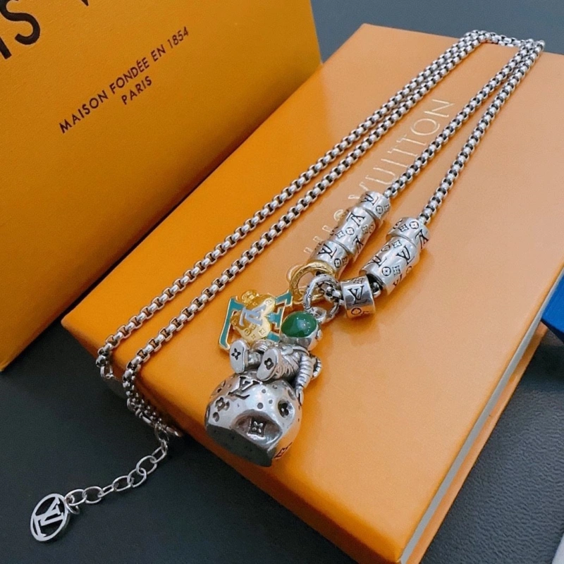 Sleek LX Necklaces 310688