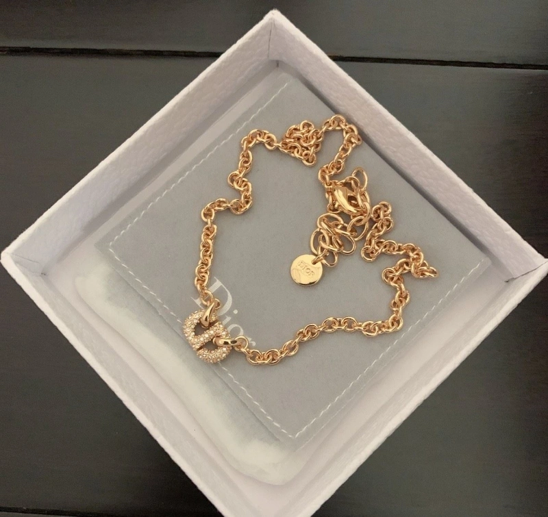 Bold Christian Dxxr Necklaces 294716