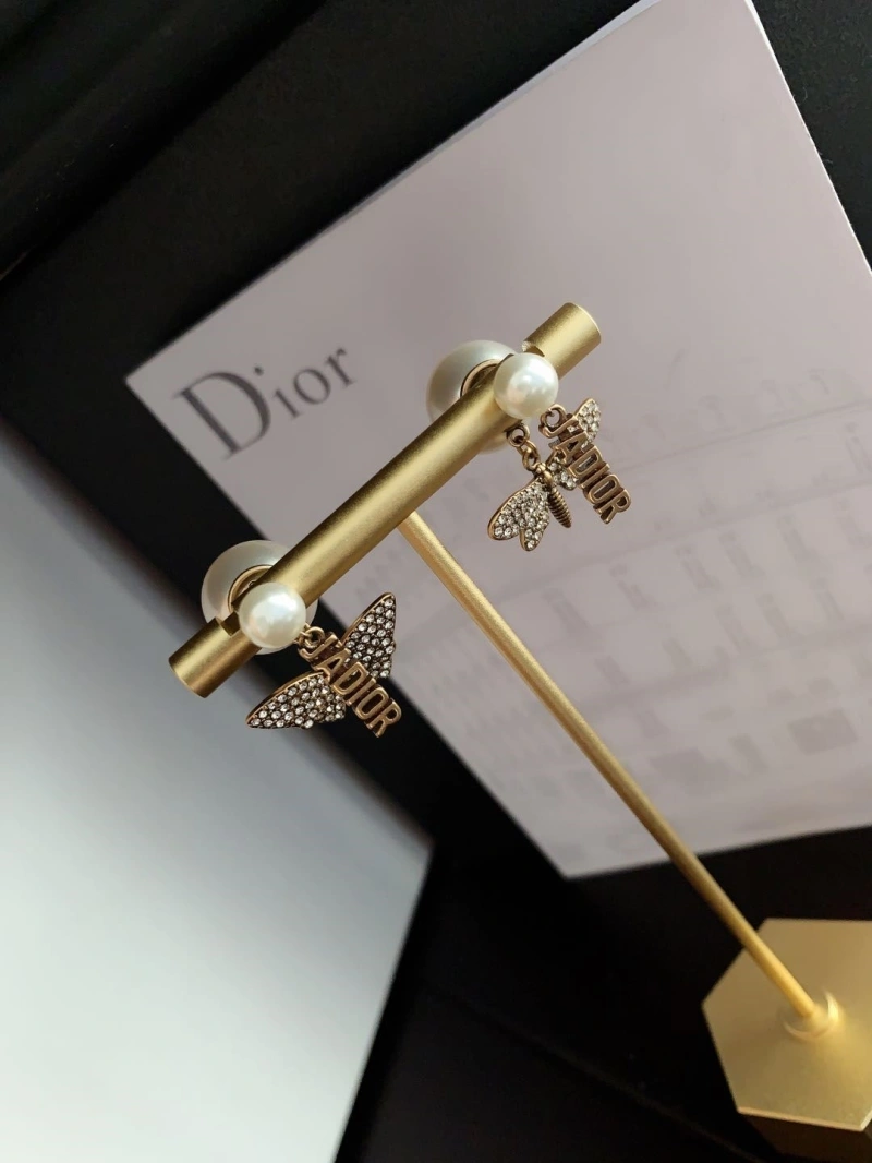 Christian Dxxr Earrings Fashionable 294853