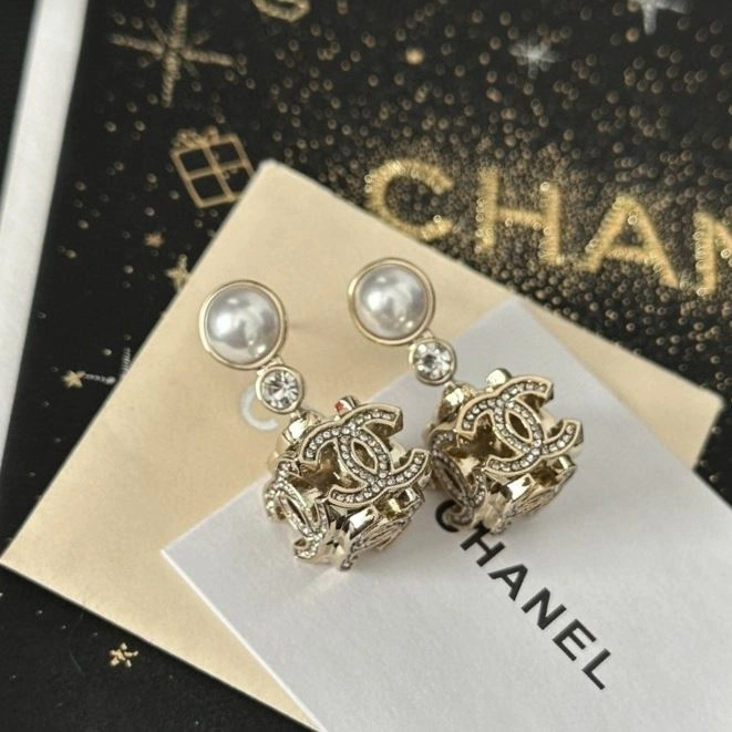 Chxnxl Earrings Compact 288833