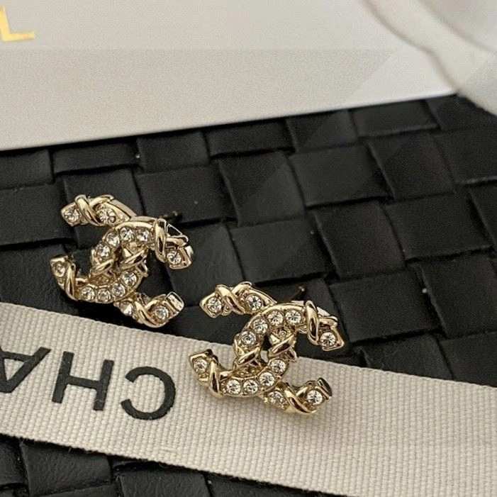 Resilient Chxnxl Earrings 288824