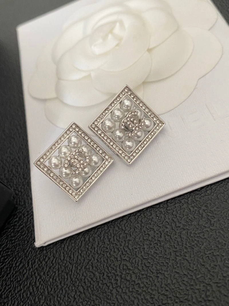 NewStyle Chxnxl Earrings 288815