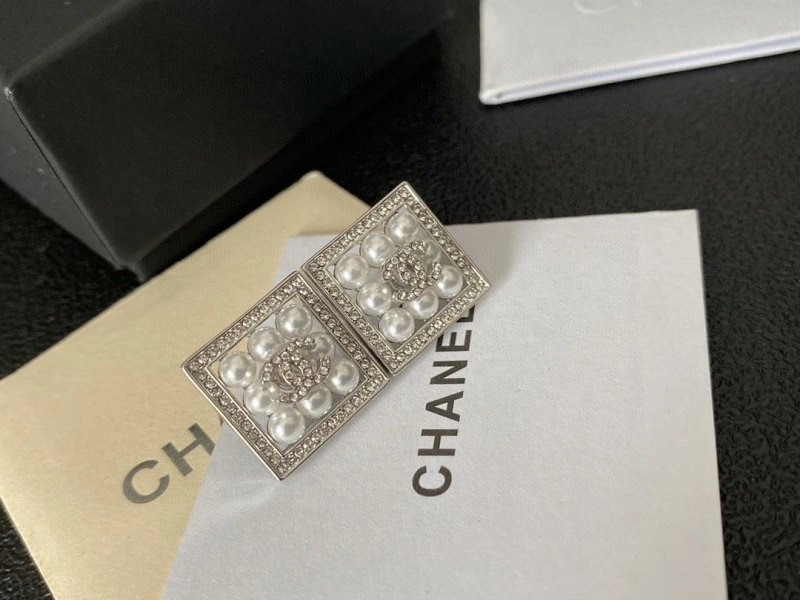 NewStyle Chxnxl Earrings 288815