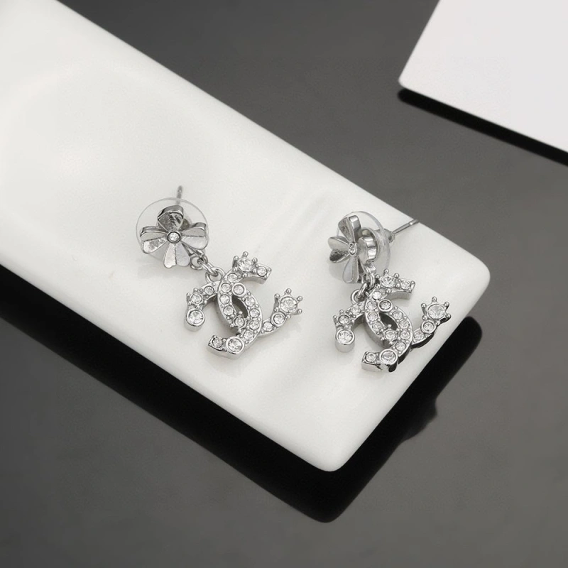 Breathable Chxnxl Earrings 288801