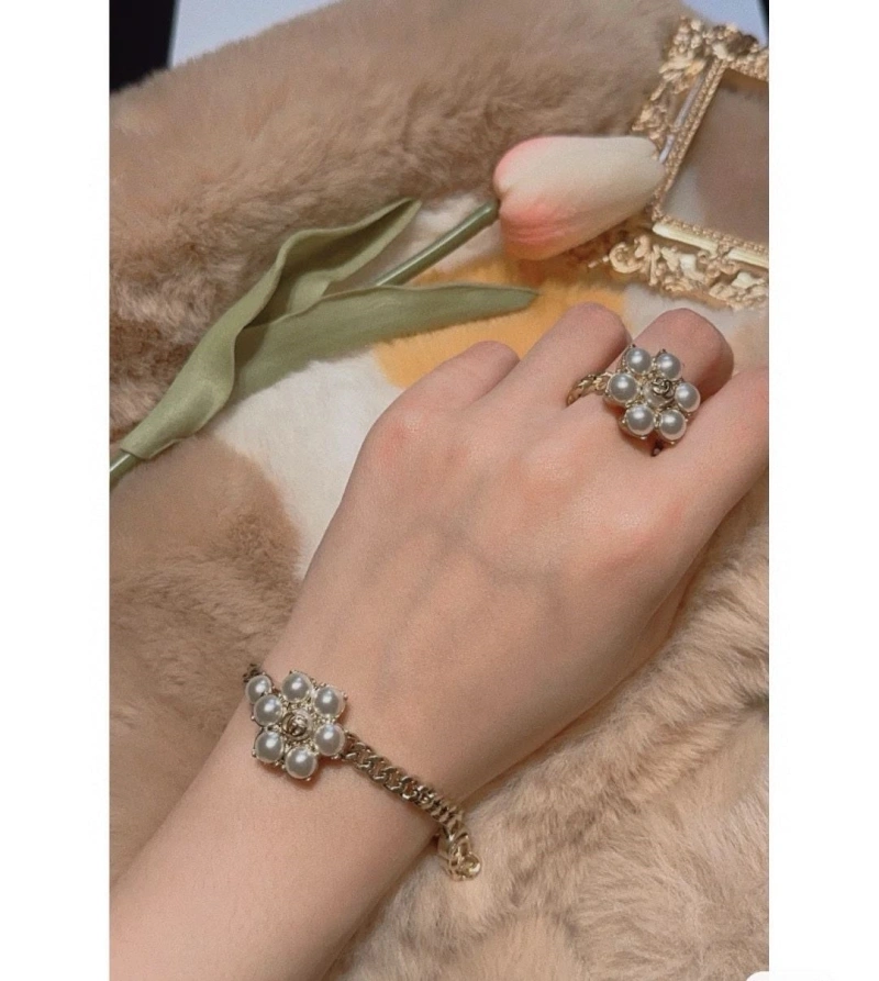 Gxccx Necklaces Stylish 305003