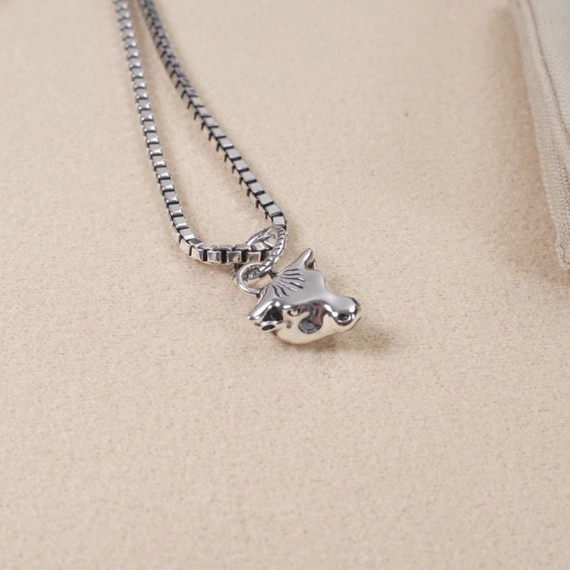 Sophisticated Gxccx Necklaces 305004