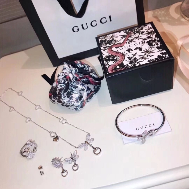 Efficient Gxccx Necklaces 304990
