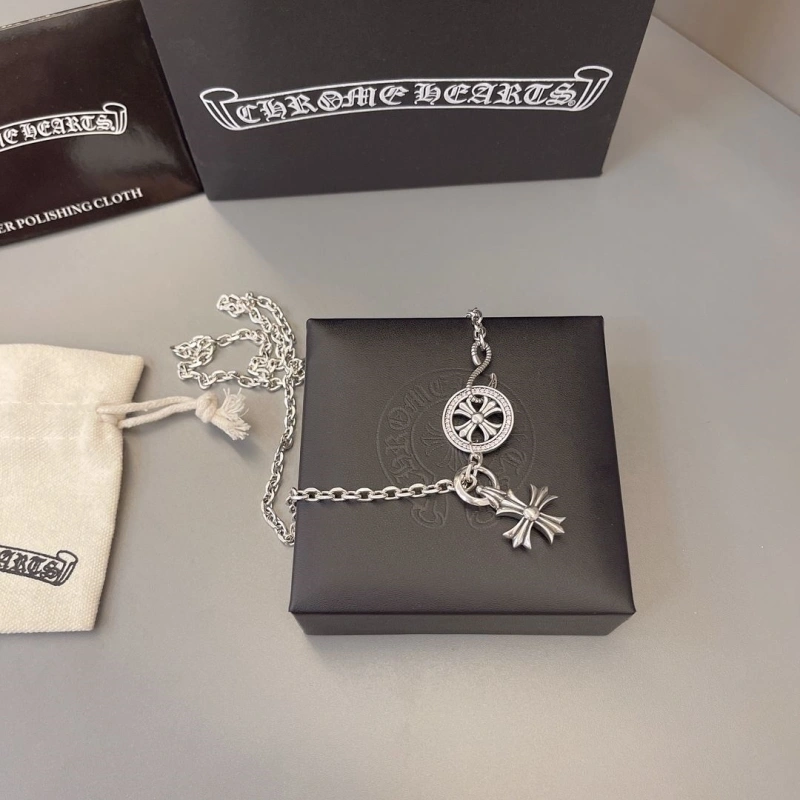 Chrxmx Hxxrts Necklaces Soft 299554