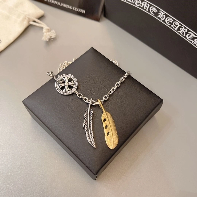Bright Chrxmx Hxxrts Necklaces 299558