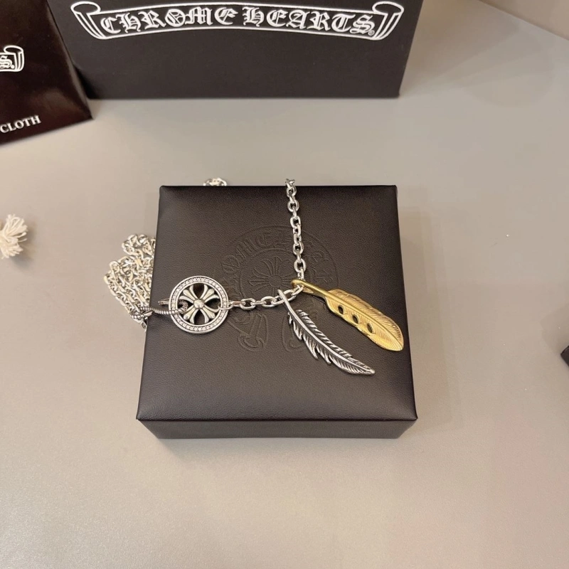 Bright Chrxmx Hxxrts Necklaces 299558