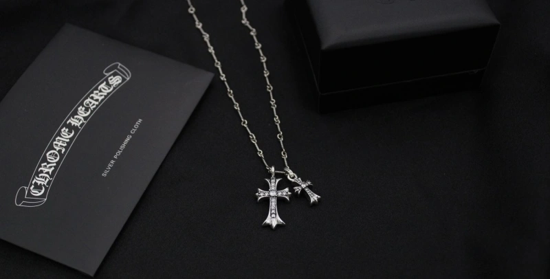 UrbanStyle Chrxmx Hxxrts Necklaces 299545