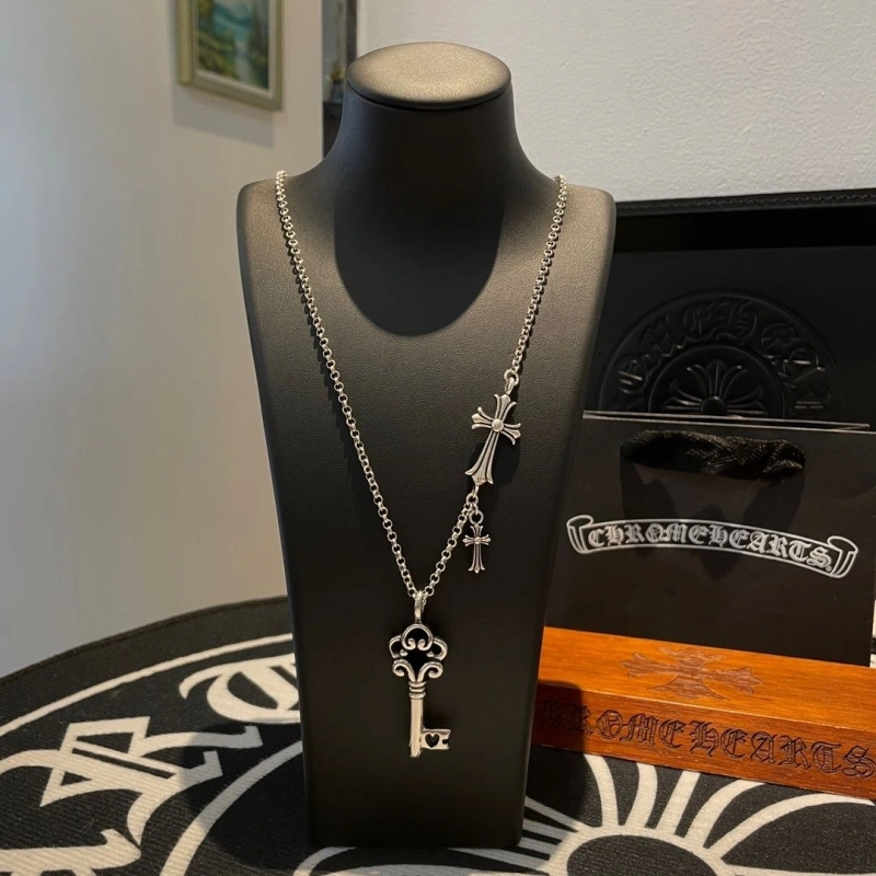 Fashionable Chrxmx Hxxrts Necklaces 299556