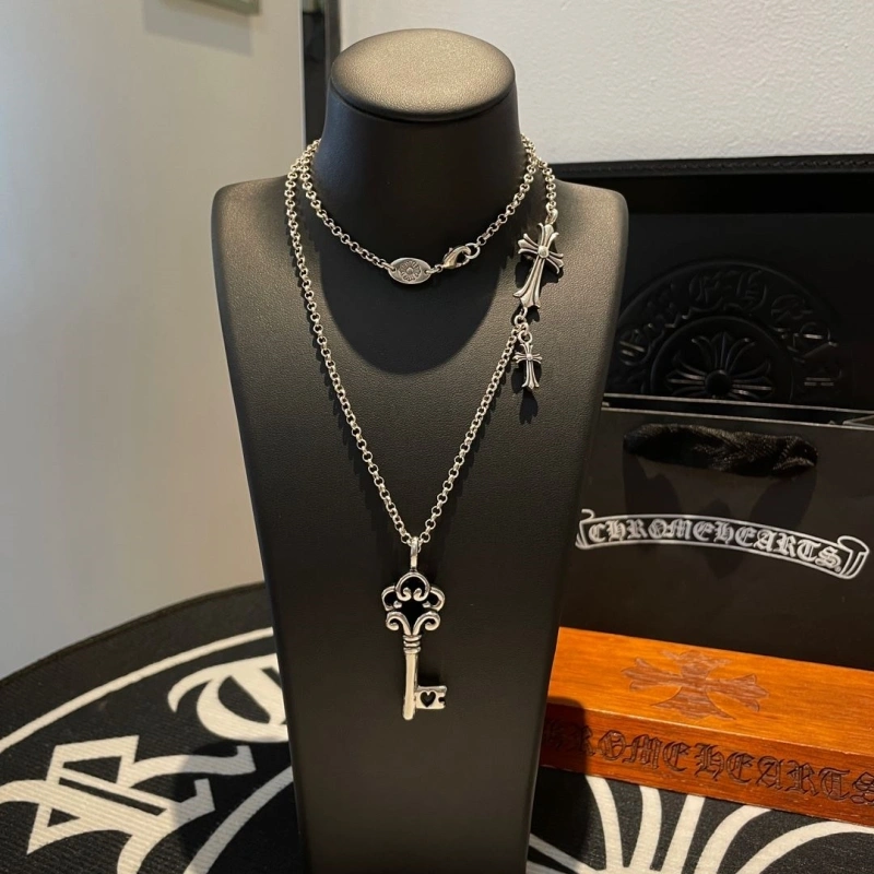 Fashionable Chrxmx Hxxrts Necklaces 299556