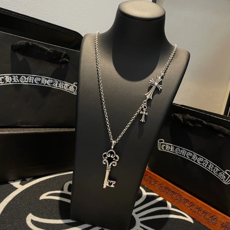 Fashionable Chrxmx Hxxrts Necklaces 299556