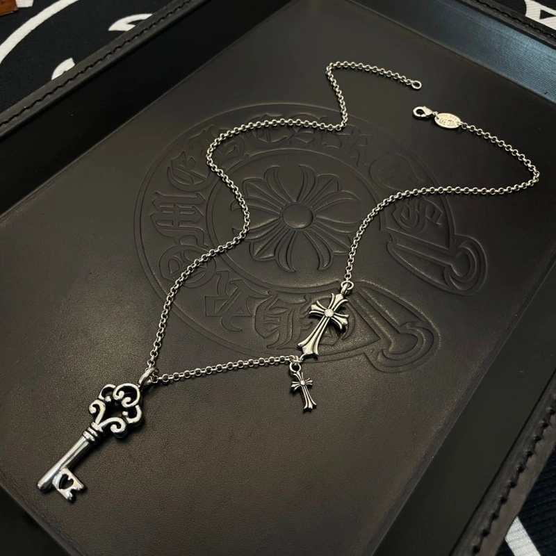 Fashionable Chrxmx Hxxrts Necklaces 299556
