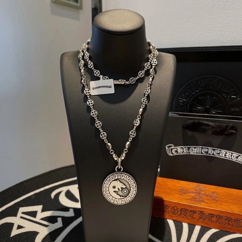 Chrxmx Hxxrts Necklaces Soft 299550