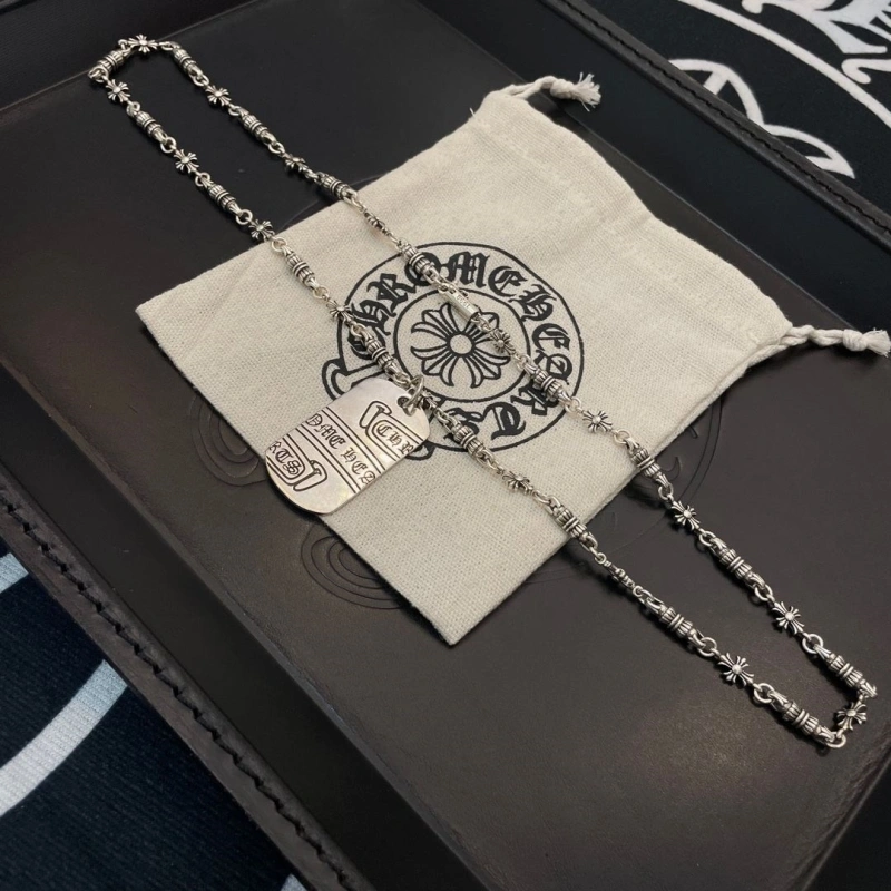 Comfortable Chrxmx Hxxrts Necklaces 299553