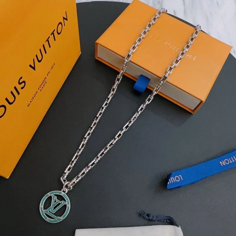Fashionable LX Necklaces 310678