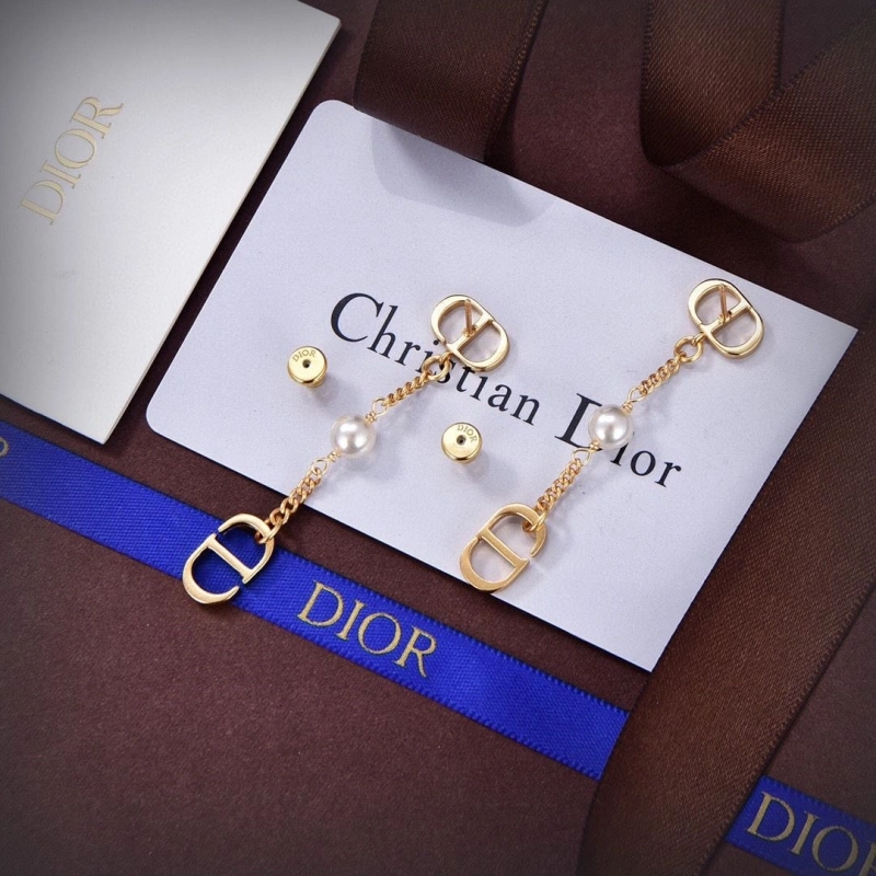 Christian Dxxr Earrings Affordable 294837