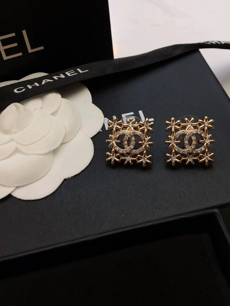 Sophisticated Chxnxl Earrings 288807