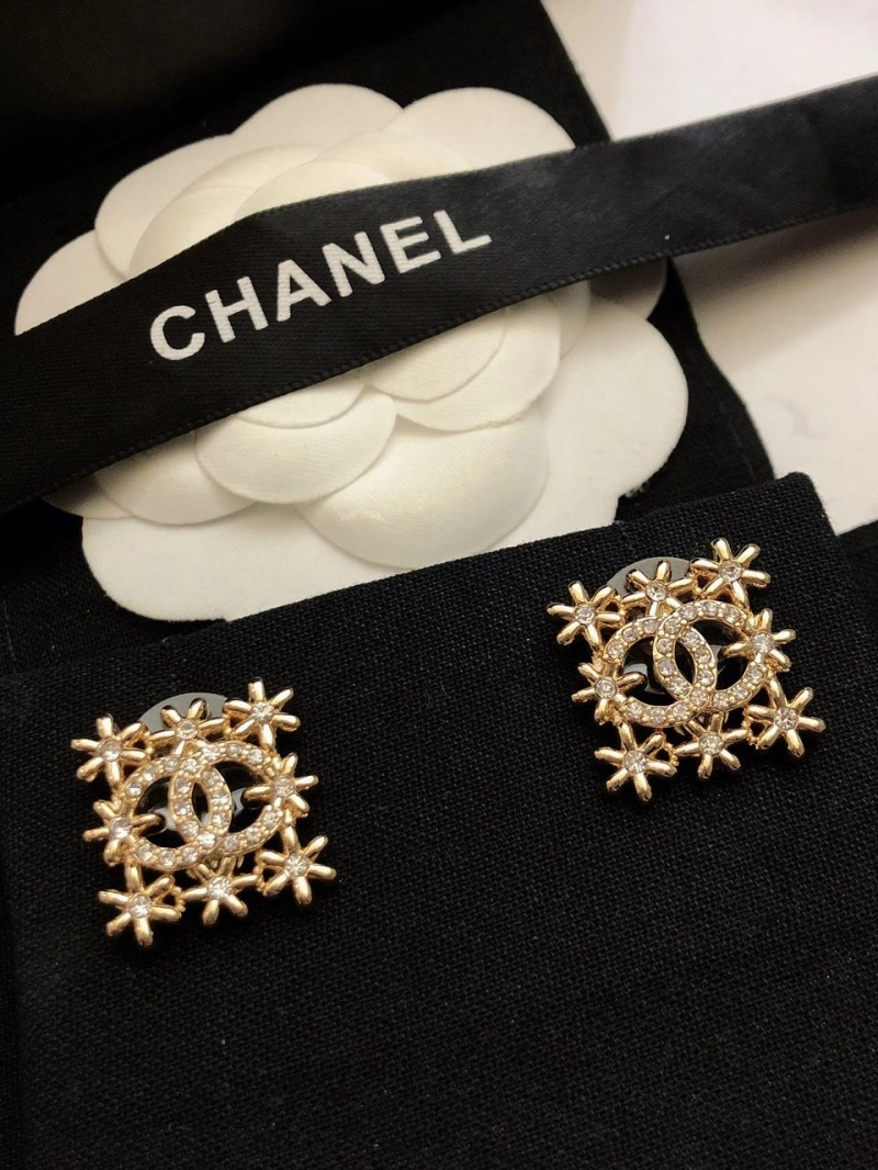 Sophisticated Chxnxl Earrings 288807
