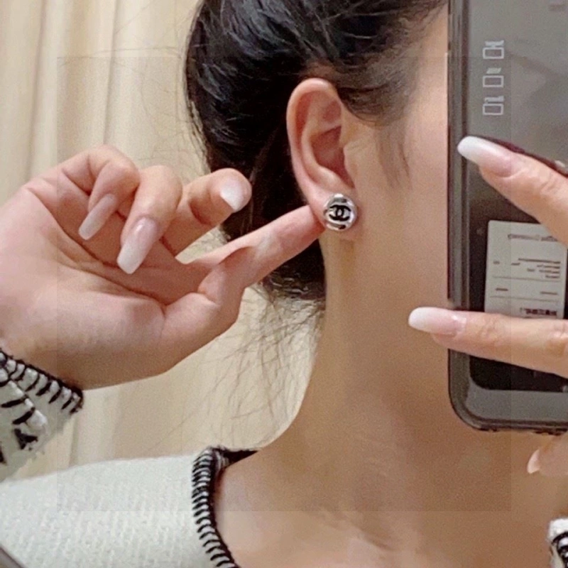 Modern Chxnxl Earrings 288797