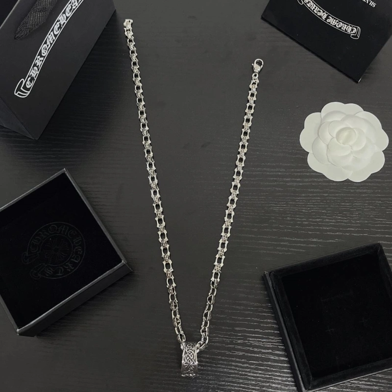 Trendsetting Chrxmx Hxxrts Necklaces 299539