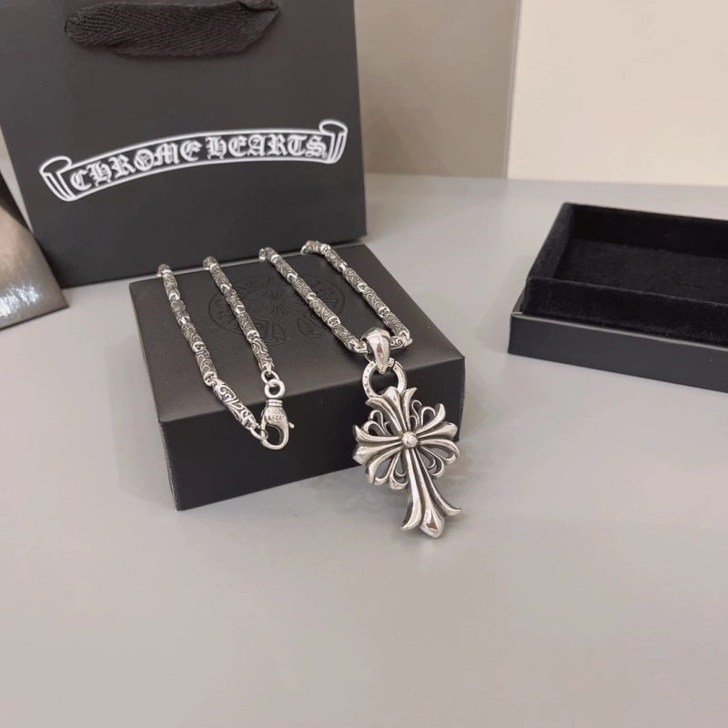 Chrxmx Hxxrts Necklaces Affordable 299548