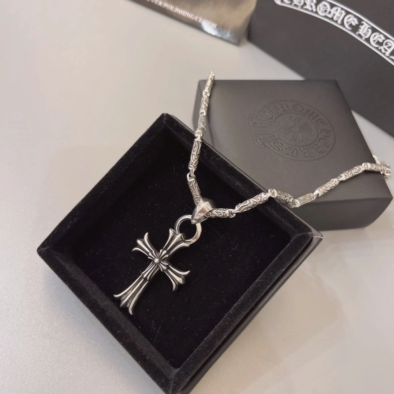 Minimalist Chrxmx Hxxrts Necklaces 299542