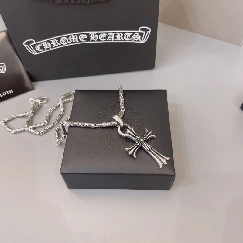 Minimalist Chrxmx Hxxrts Necklaces 299542
