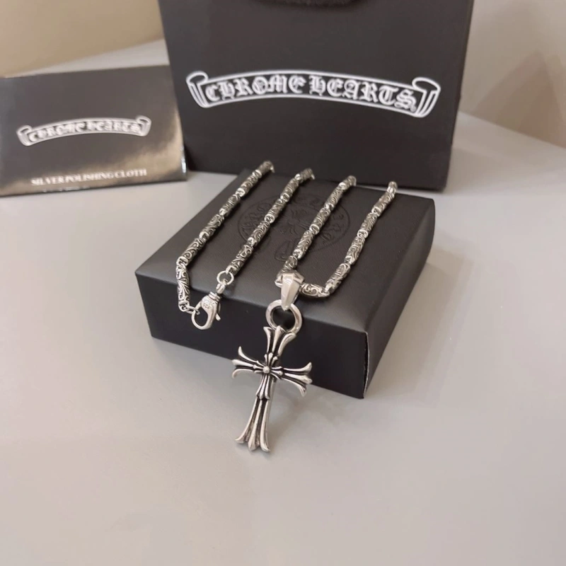 Minimalist Chrxmx Hxxrts Necklaces 299542