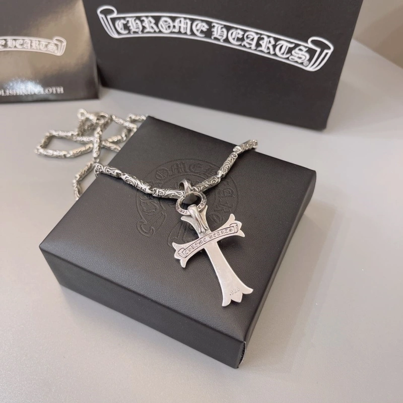 Minimalist Chrxmx Hxxrts Necklaces 299542