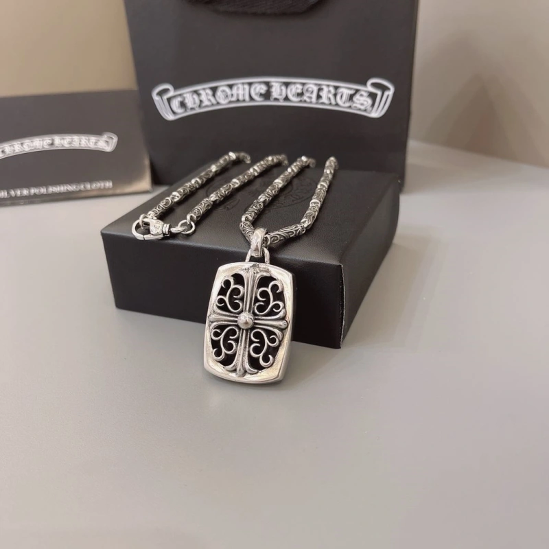 SmartChoice Chrxmx Hxxrts Necklaces 299537
