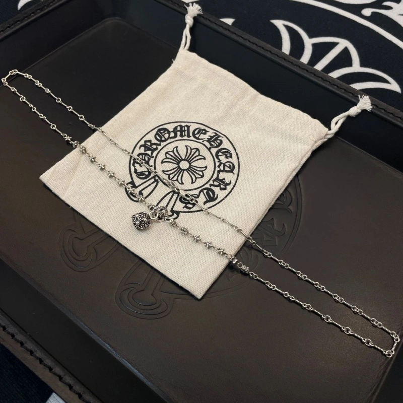 Chrxmx Hxxrts Necklaces DailyWear 299560