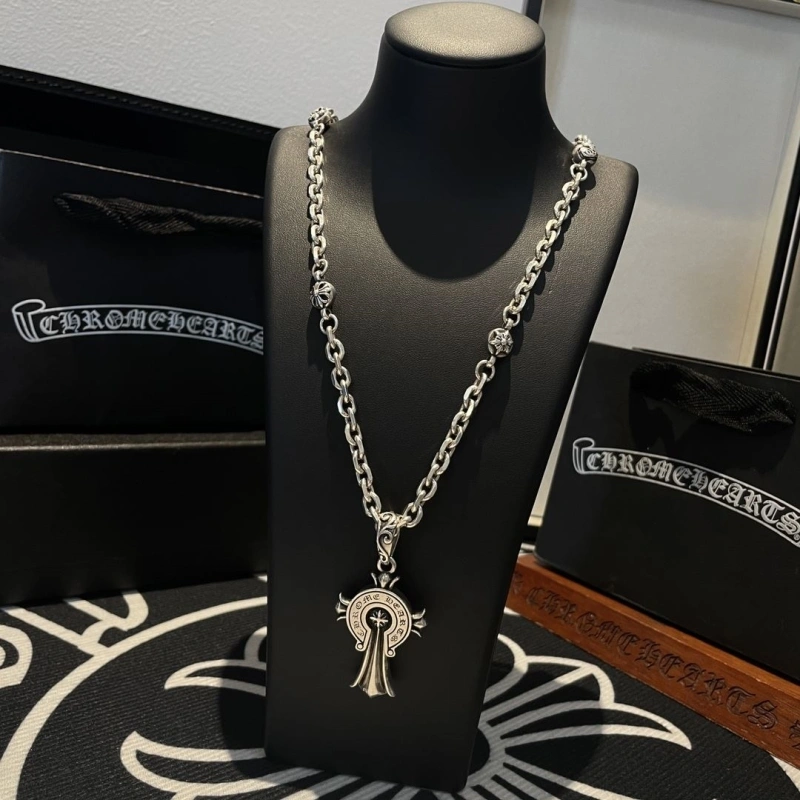 Affordable Chrxmx Hxxrts Necklaces 299531