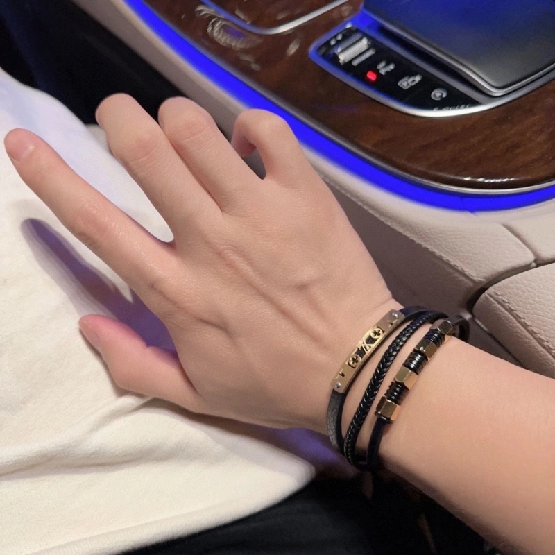 Comfortable LX Bracelets 311155