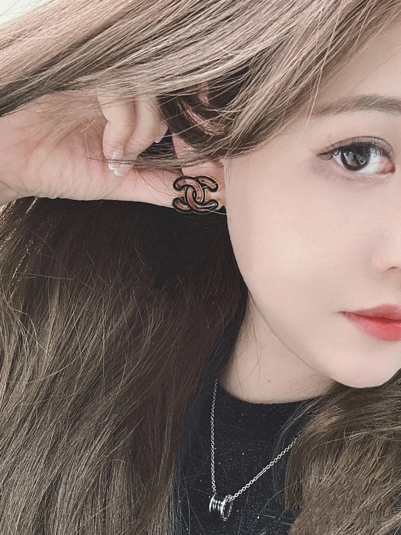Reliable Chxnxl Earrings 288782