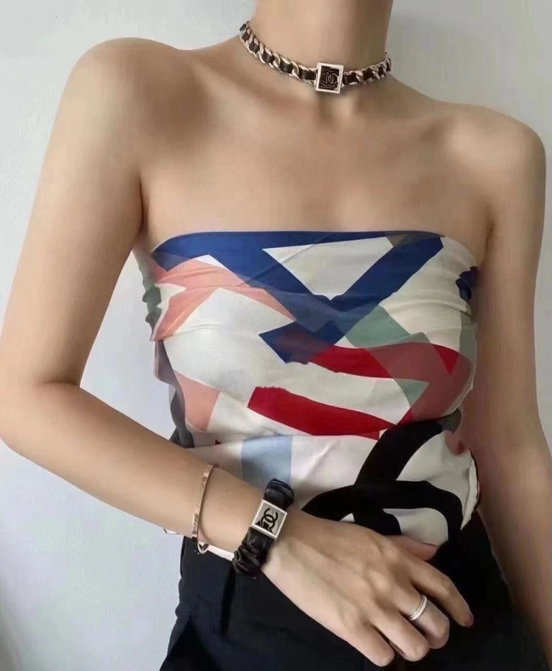 Breathable Chxnxl Necklaces 288174
