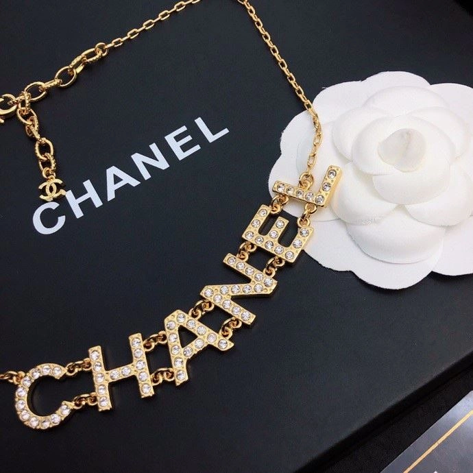 Durable Chxnxl Necklaces 288167
