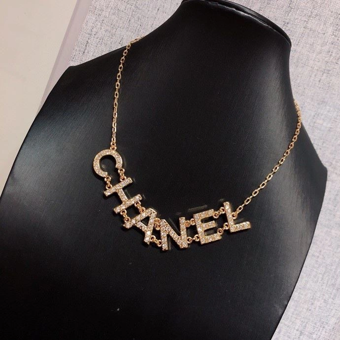 Durable Chxnxl Necklaces 288167
